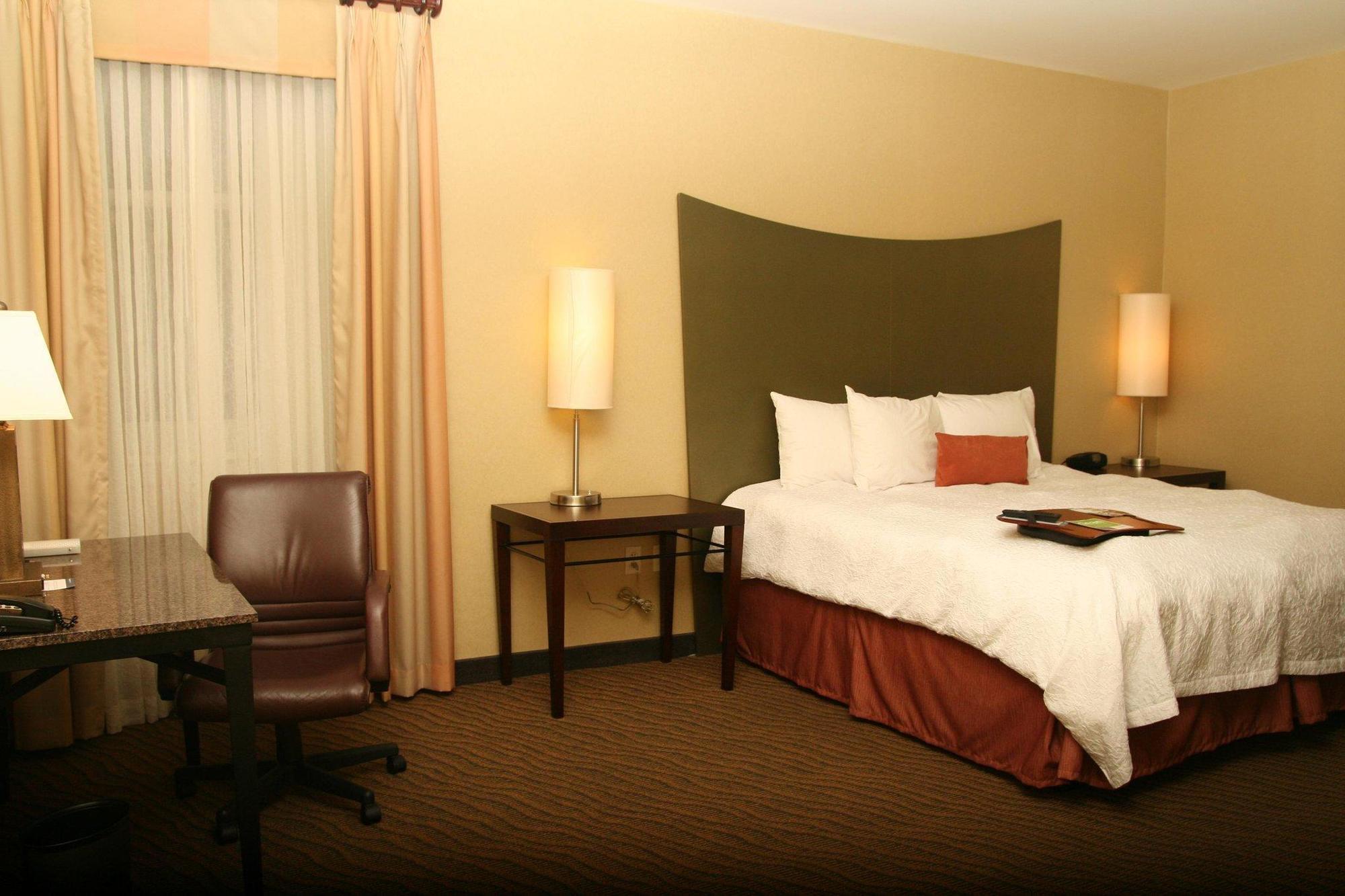 Hampton Inn And Suites Ogden Exterior photo
